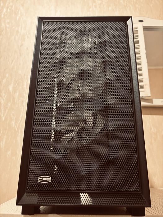 Ryzen 5 5500, RX 6700 XT 12GB, 32 GB RAM, SSD NVMe