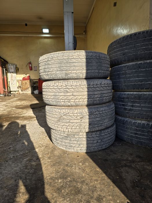 Продаются шины 215/60 r17