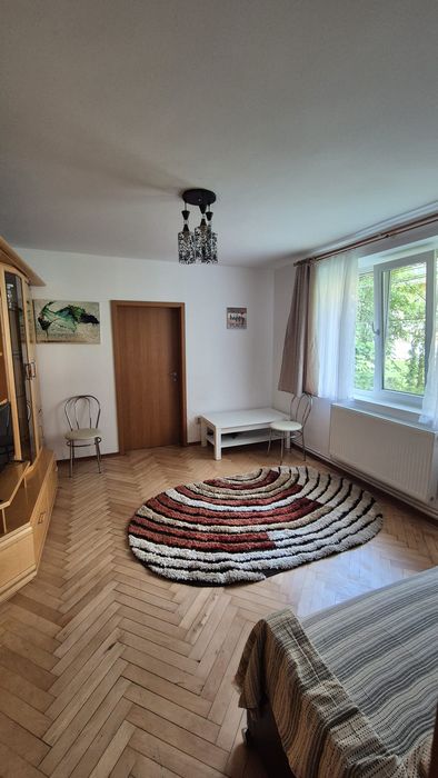 Închiriez apartament cu 2 camere în Hipodrom, pe Aleea Turnu Roșu