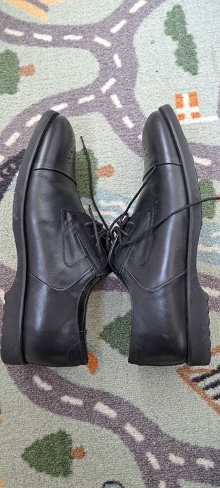Vand pantofi barbati