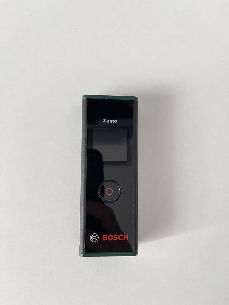 Telemetru cu display si laser Bosch Zamo III