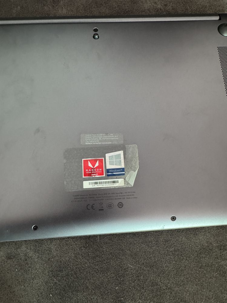 Huawei MateBook D
