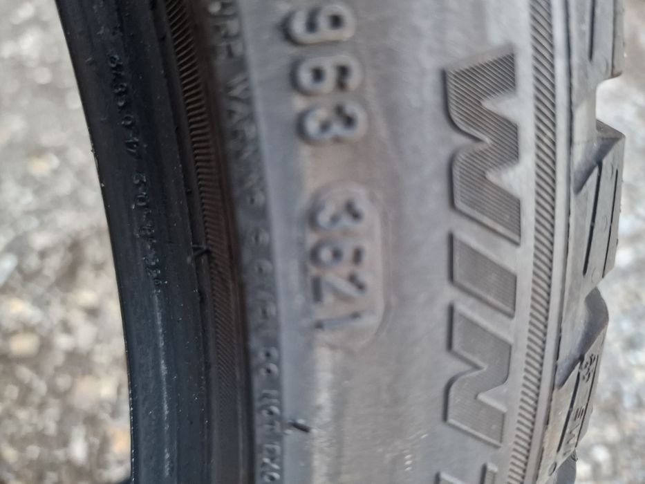 Anvelope 275/35R19 marca Pirelli, M +S, DOT 2021