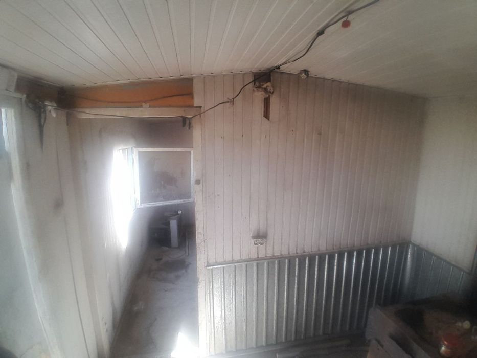 Вагон сотилади холати яхши 7х3