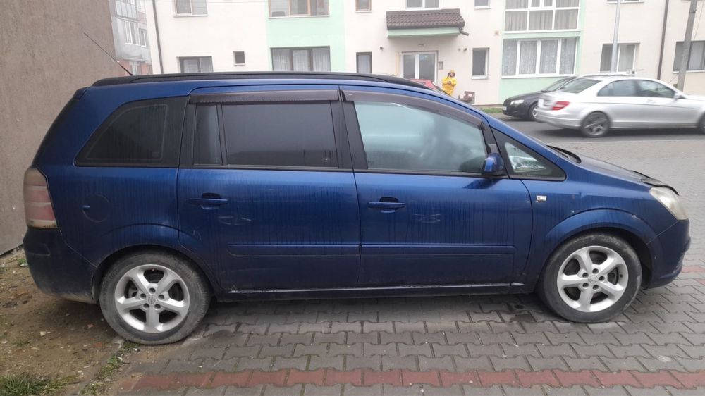 Vand Opel Zafira 2007
