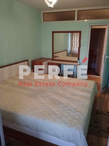 Продава се Тристаен апартамент в к.к. Слънчев бряг - 60 кв.м за 1000 €/кв.м - Снимка #2