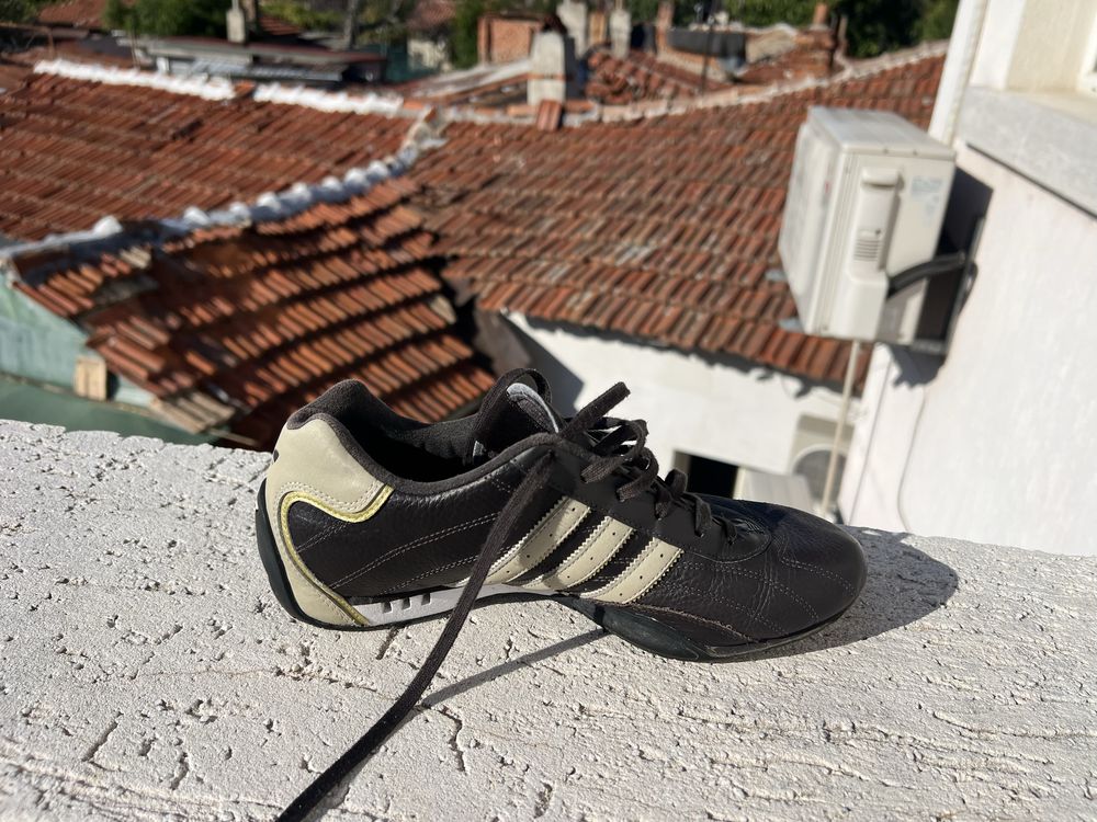 Adidas Goodyear 40 2/3