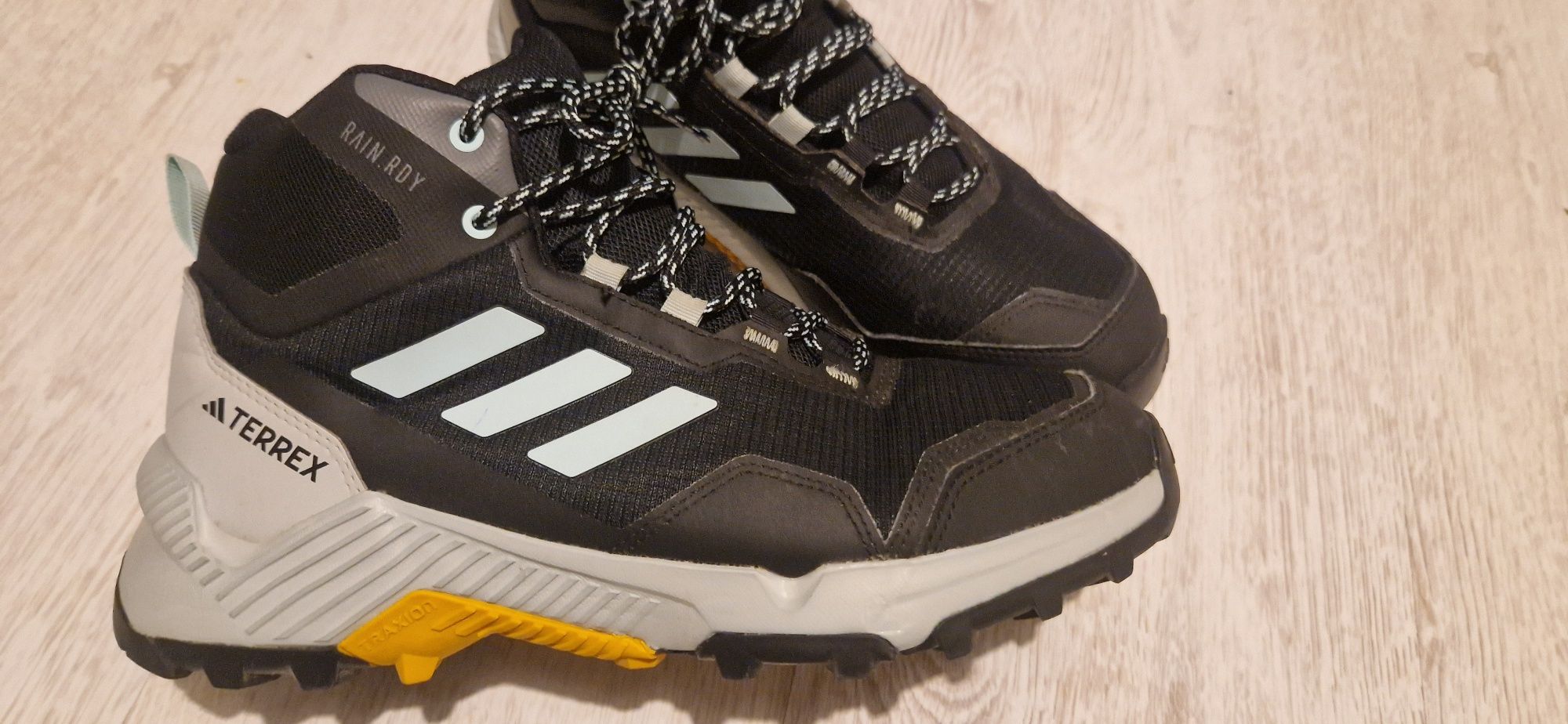 Боти Adidas Terex