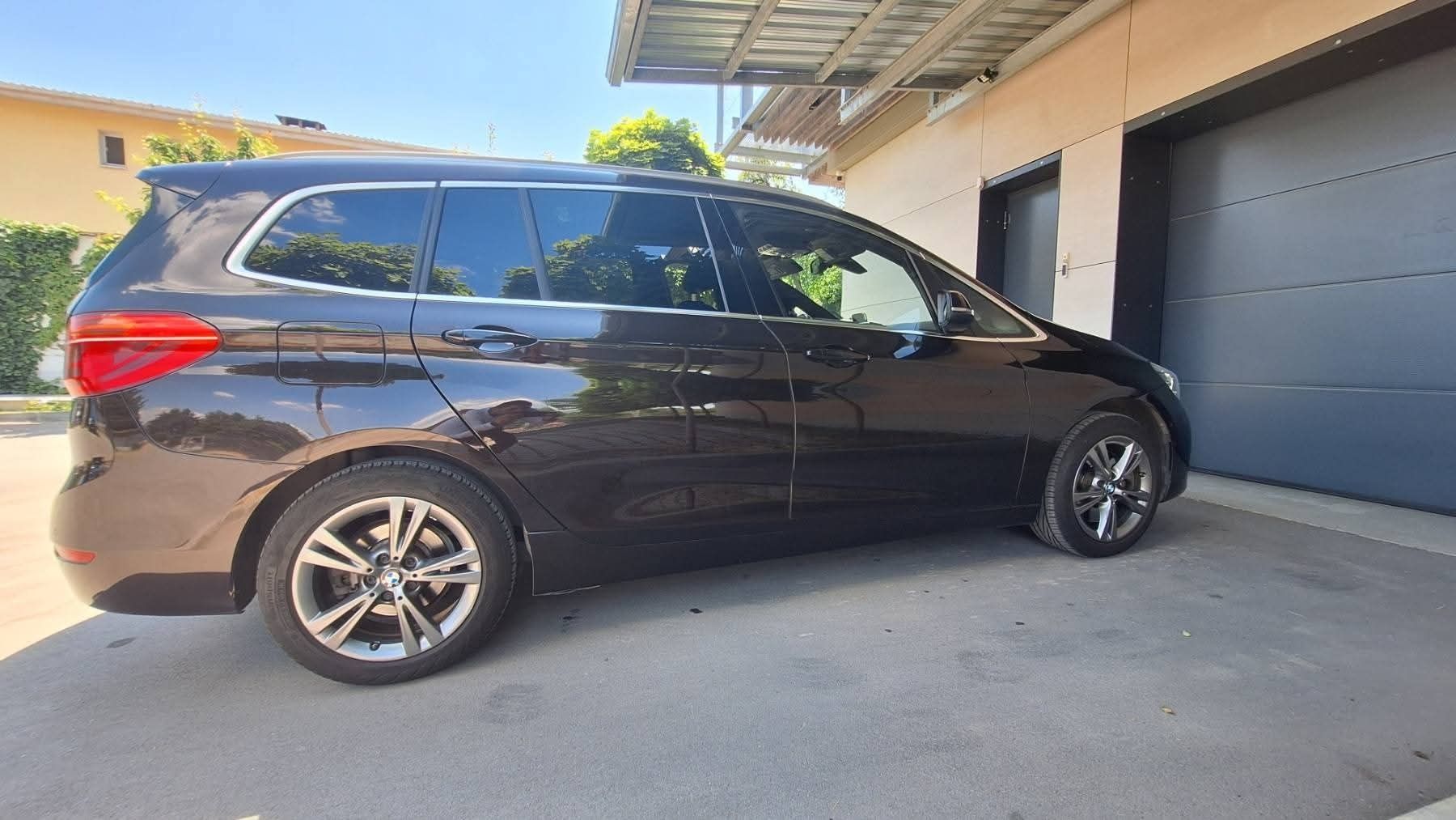 BMW 218 d Gran Tourer 2019 Всички Екстри за модела