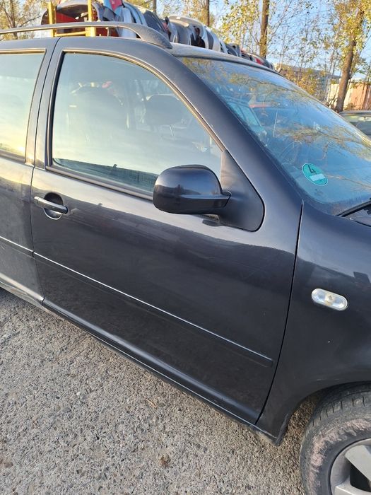 Usa portiera fata dreapta VOLKSWAGEN GOLF IV Variant 1J5 1999 - 2006 ,