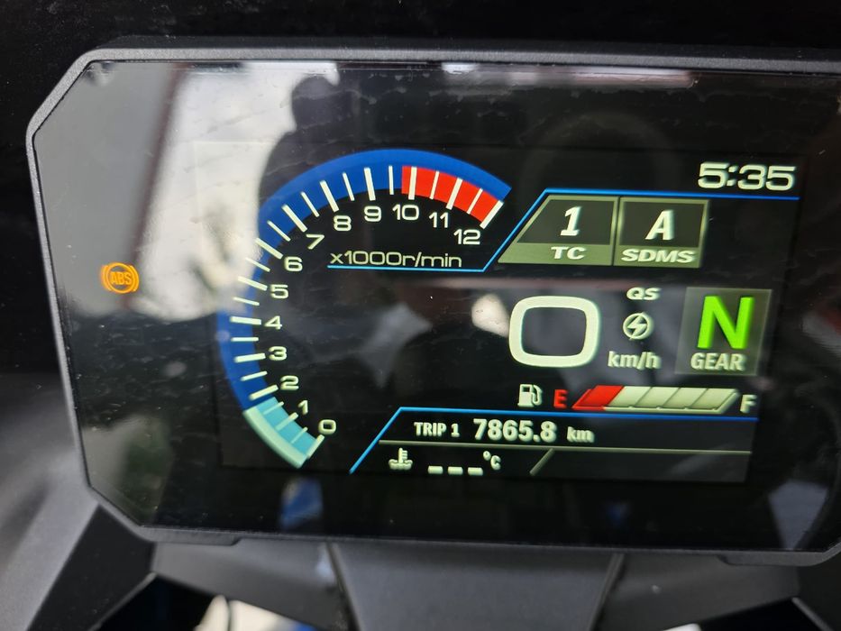 Suzuki GSX-8R 2024, 7800+ km, Garantie pana in 2028