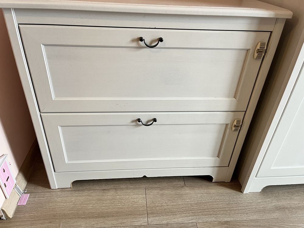 Dulap haine si comode Ikea