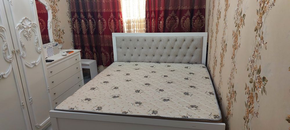 Задаётся 2 вух комнатная  квартир аренду , толко порятични людей п/з