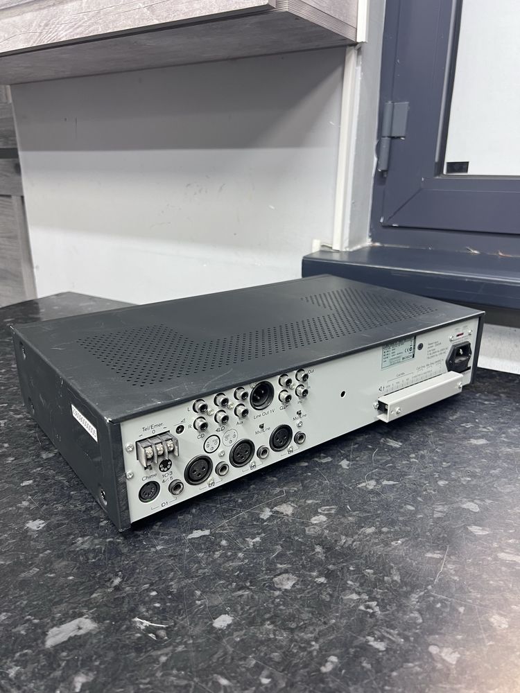 Микширующий усилитель Bosch Plena