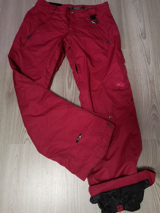 Pantalonii ski/snowboard Volcom, quicksilver, Oakley,Wedze  ...