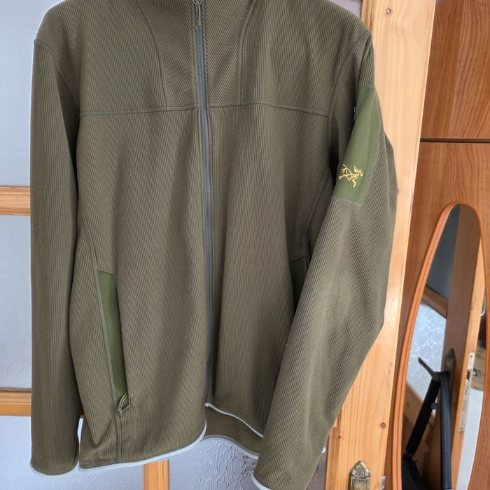 ARC'TERYX cardigan mărimea M