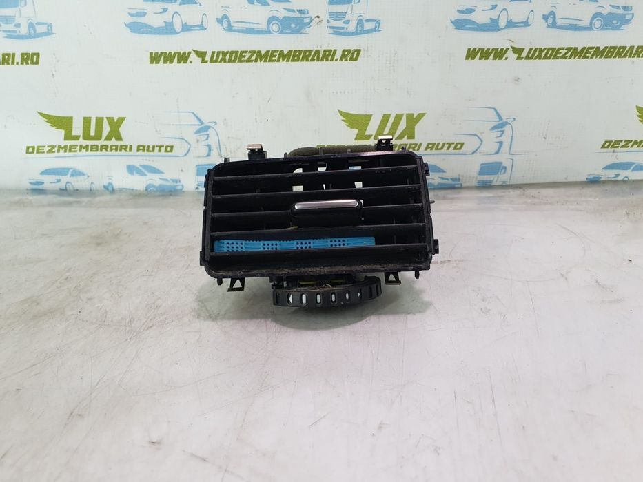 Grila ventilatie bord 7p1819703a Volkswagen VW Touareg generatia 2 7P