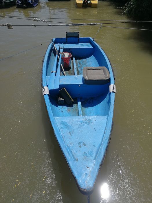 Barcă fibră de sticlă