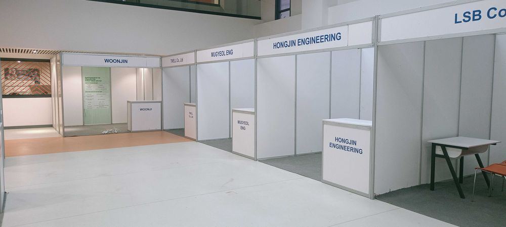 Аренда профессиональных выставочных стендов (Octanorm)