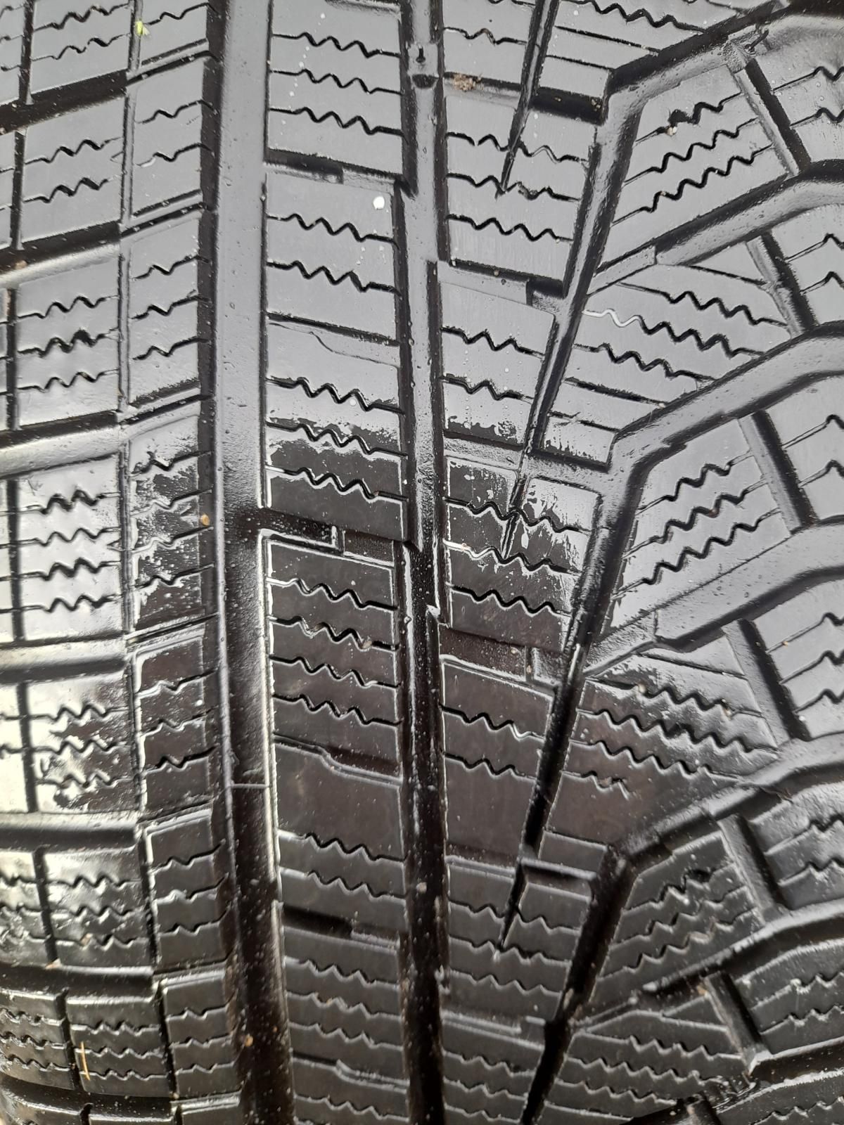 Anvelope De Iarna 215/60 R17 Hankook Winter I Cept Evo 2 100t