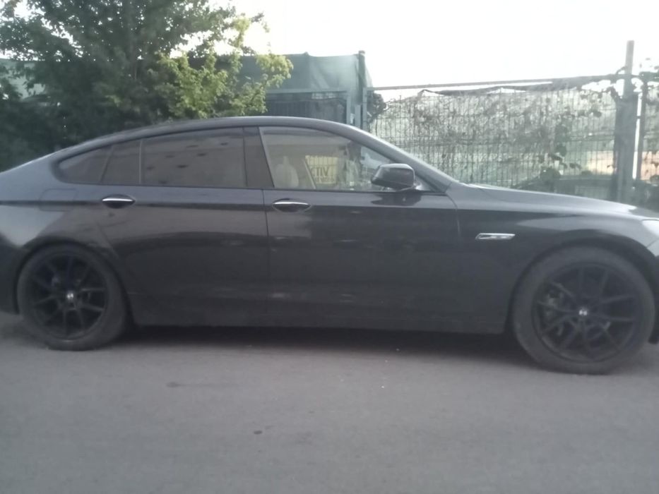 Vând BMW Seria 5 GT F07 3.0D 245 Cp