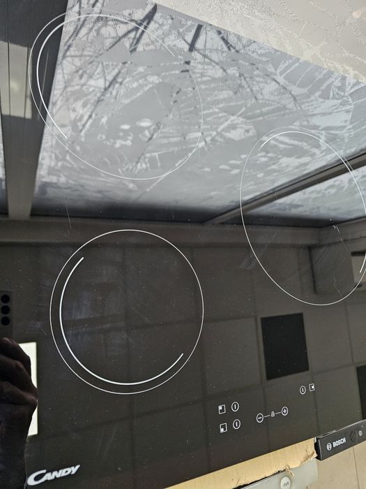 Котлон за вграждане Candy 3 котлона, Черен