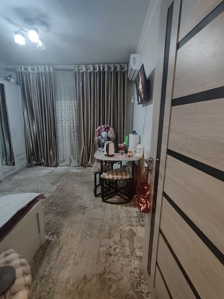 СРОЧНО продается квартира 1/2/4, 18м2, кирпич, Юнусабадский район
