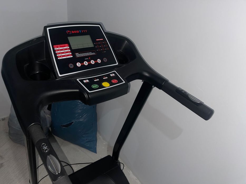 Banda de alergat electrica BodyFit F5000