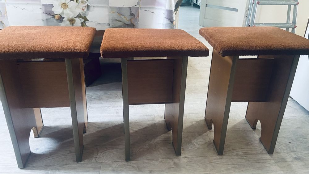 Кухонные стулья.