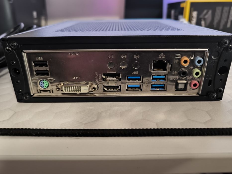 Mini HTPC - J3160 - 16gb ram - 2x480gb ssd - carcasa intertech itx