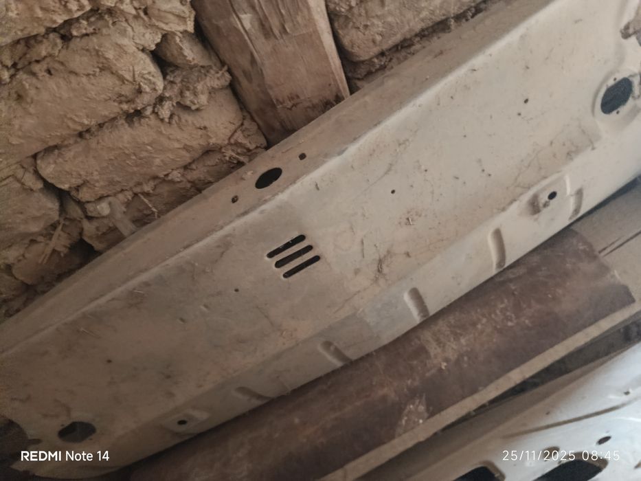 Zaparoj eshik olesovka kapot sotiladi