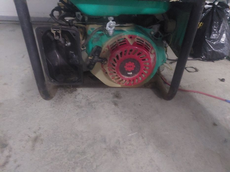 Продаётся генератор в хорошем состоянии