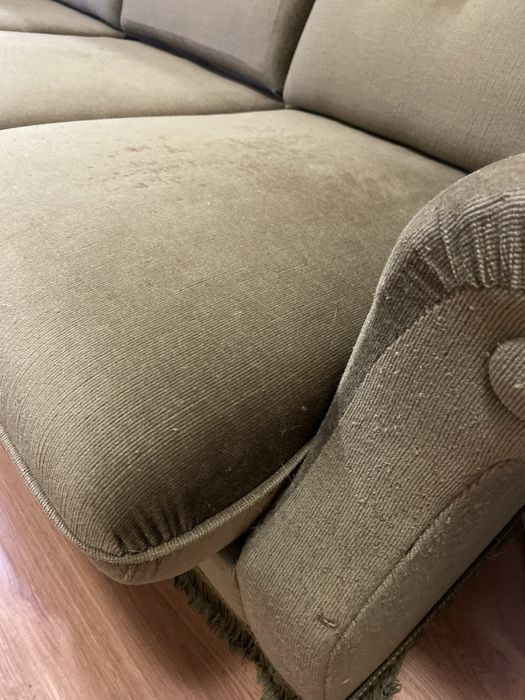 vand canapea eleganta