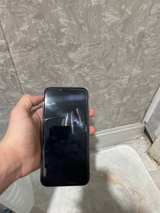 продаю iPhone 13 Pro Max