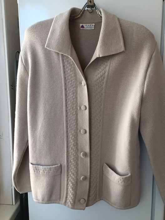 Женская шерстяная кофта