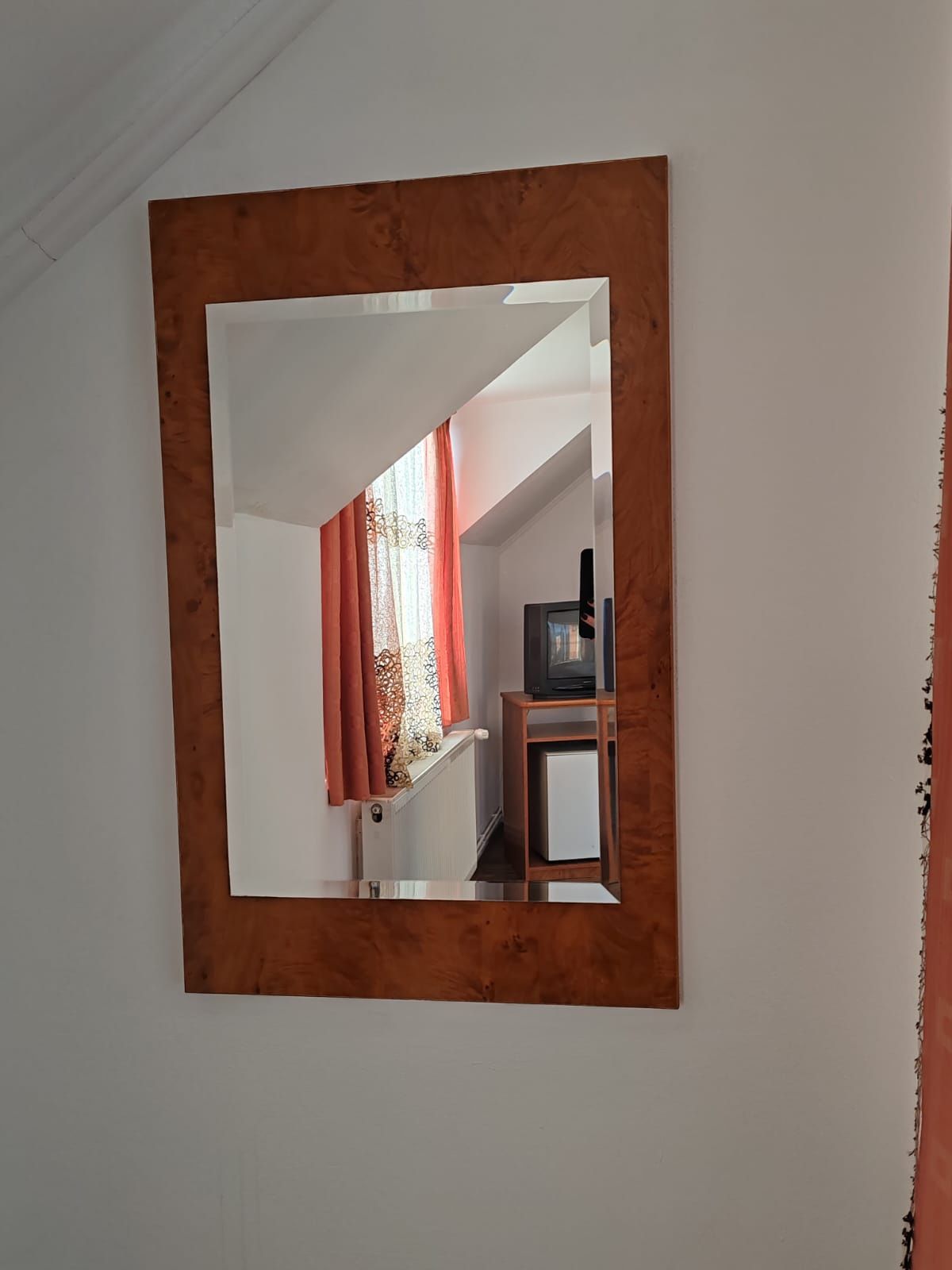 Mobila utilizabilă in regim hotelier