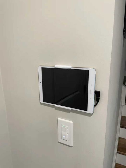 suport tableta de perete