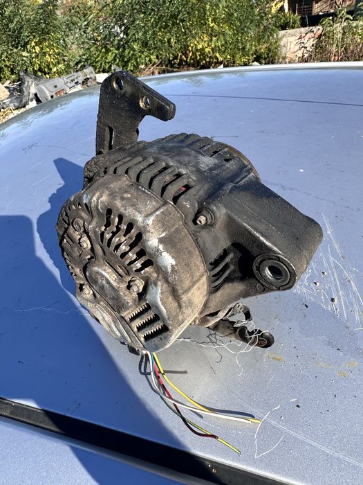 Генератор/Алтернатор Toyota Avensis T22 2.0 D4D