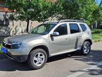 Vind Dacia Duster 4*4 Motor 1,6 Euro 5,Cîrlig,   110.000 km.reali