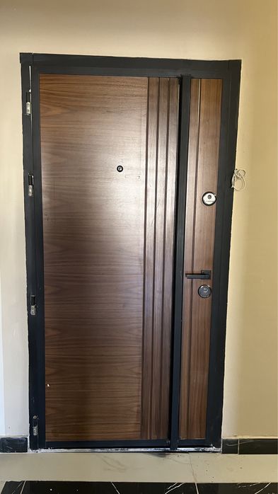 Дверь наружный размер 2,10х1,10