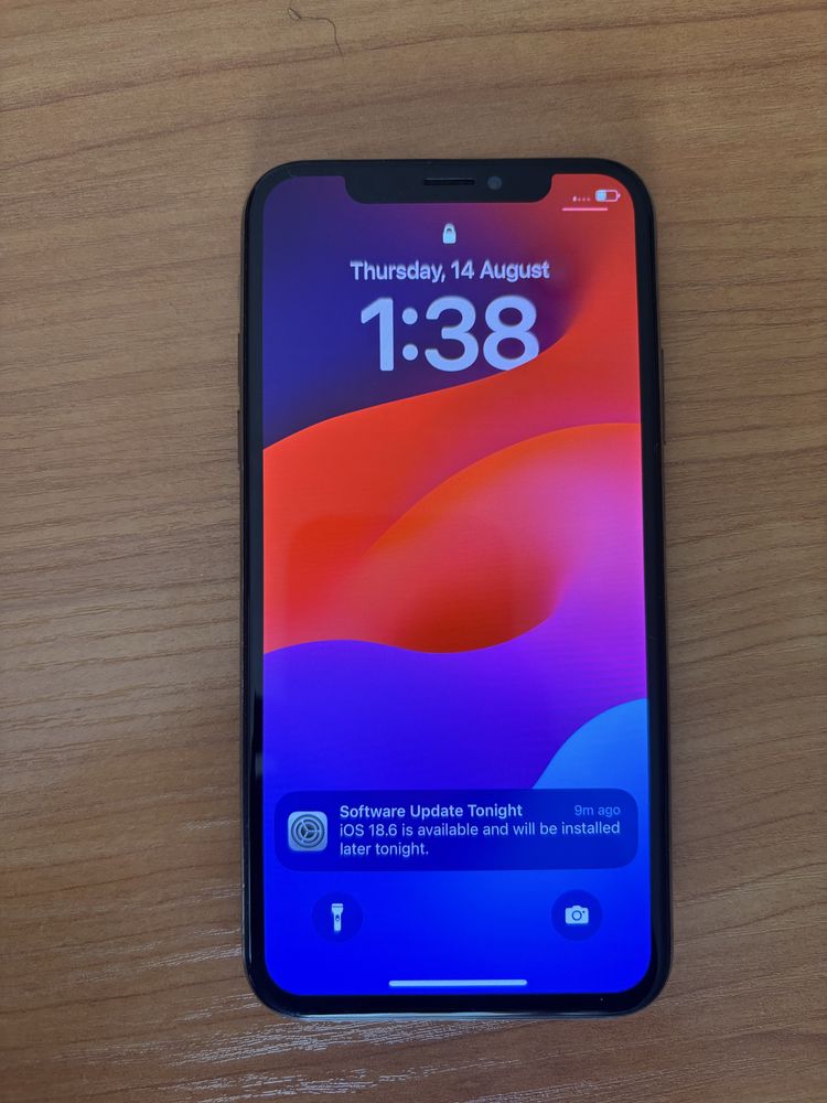 Iphone XS 256GB отключен.