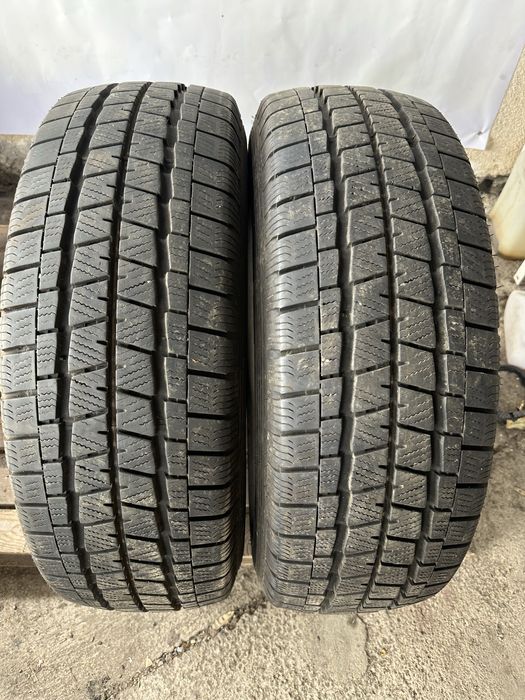 215/70/15c за бус Falken dot21