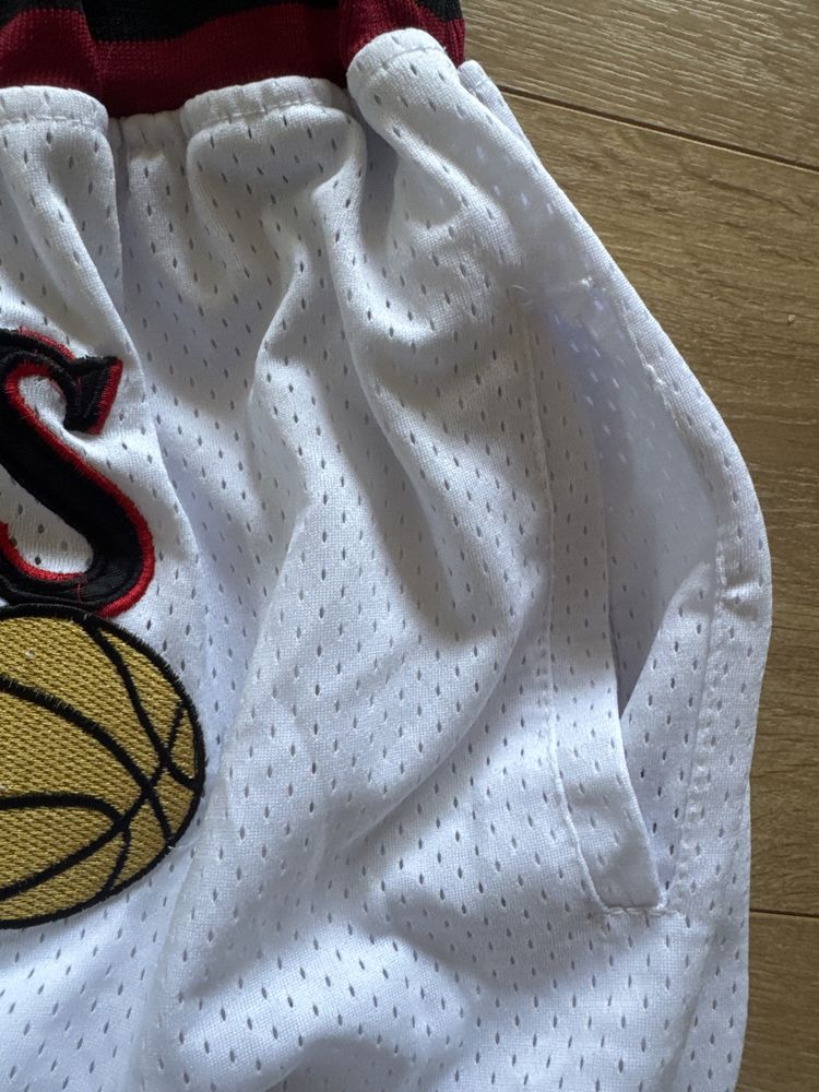 Sixers NBA баскетболни къси панталони М размер