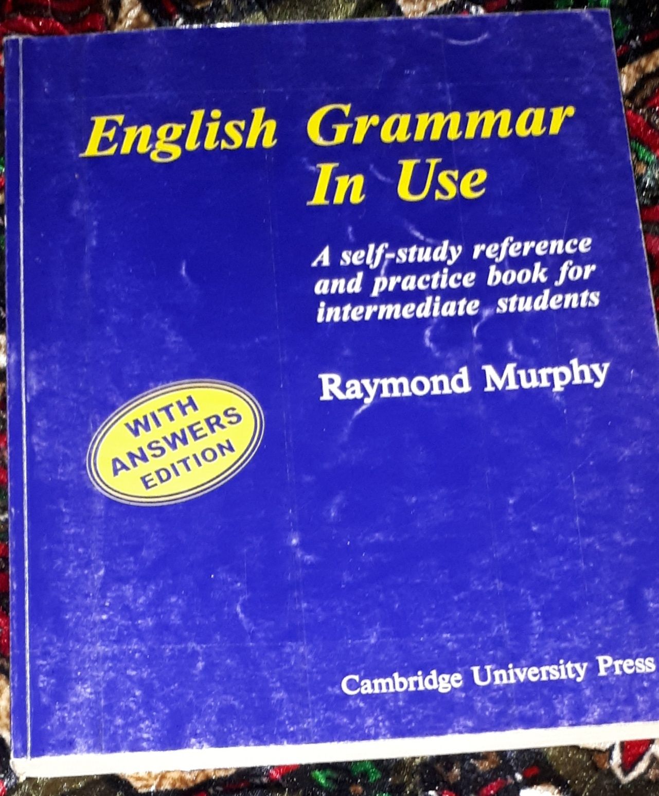 Продам English Grammar in Use.