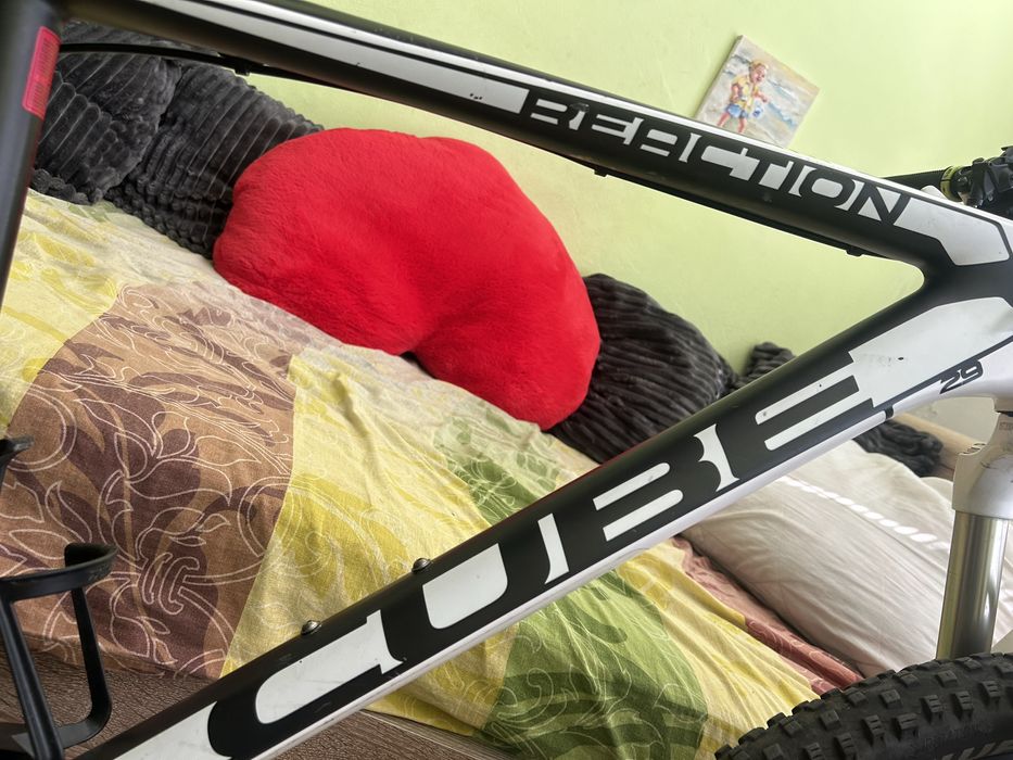 Cube Reaktion Carbon