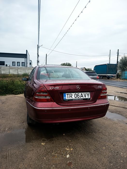 Mecredez-Benz  C220 W203