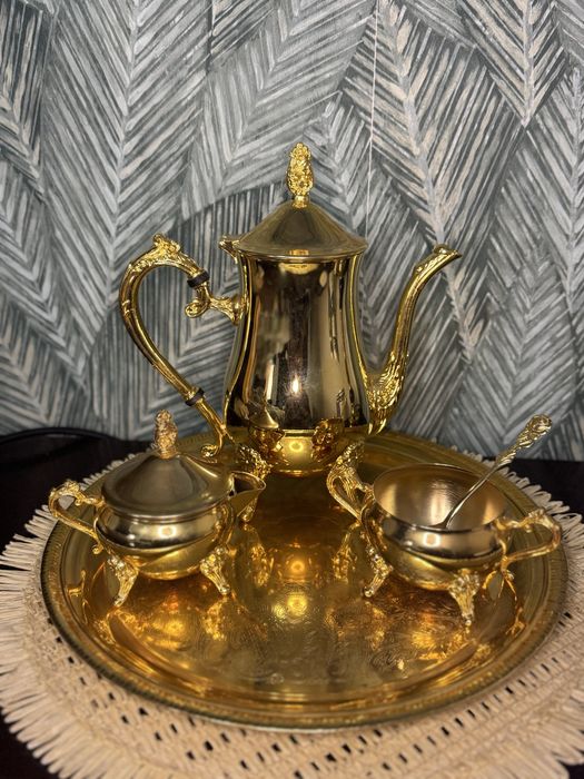 Set auriu oentru cafea/ceai  PRET FIX