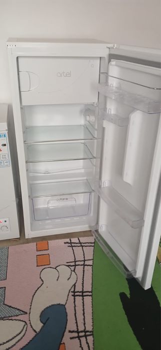 Холодильник хорошего состояние, рабочий