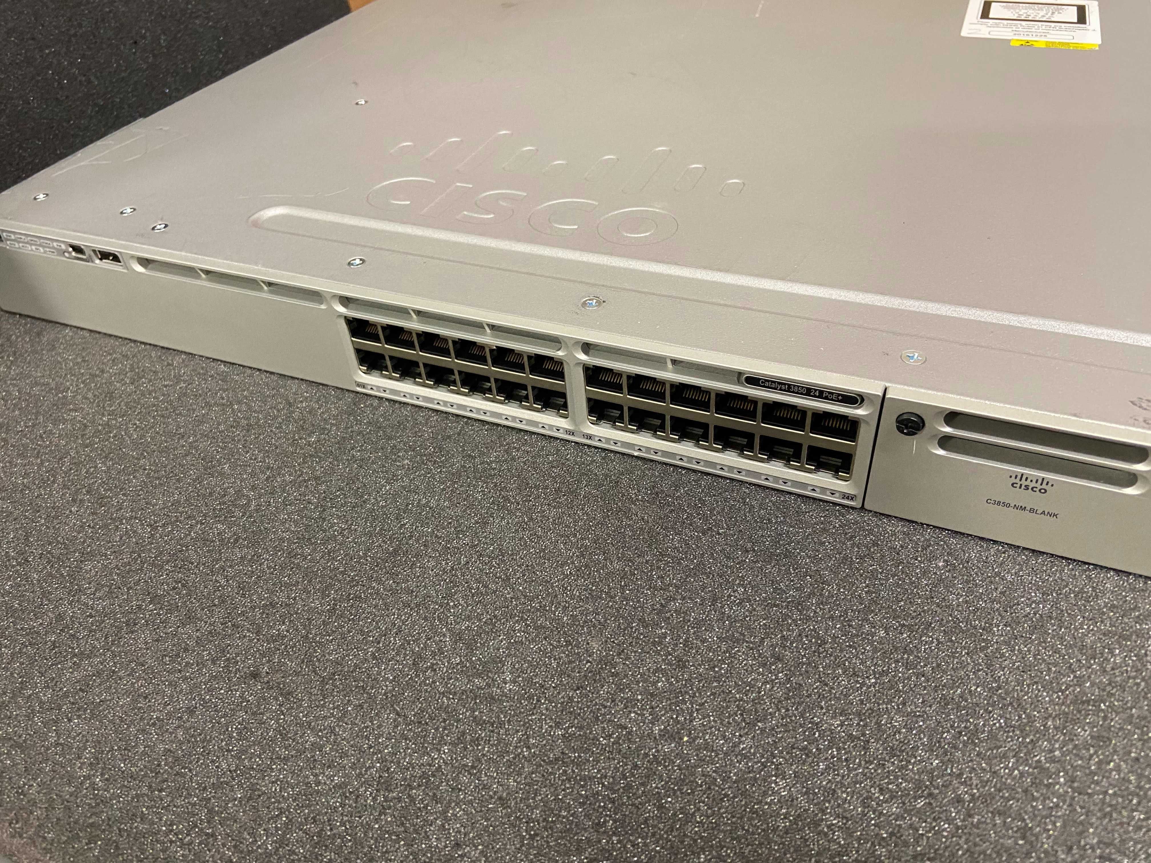 Cisco Catalyst 3850 – 24-Port PoE+ Gigabit Switch – IP Base суич
