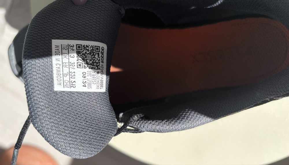 Маратонки terrex adidas 35 1/2  35 лв